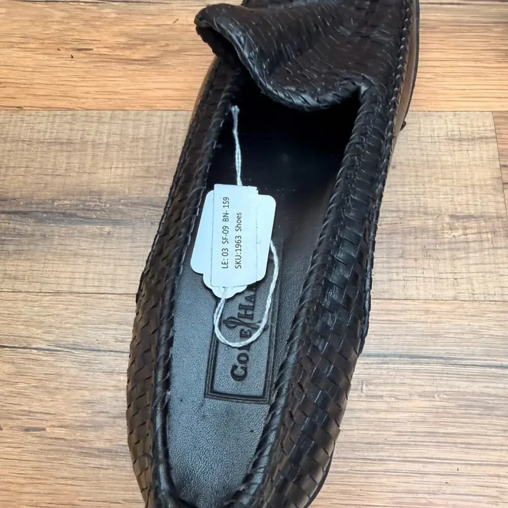 Cole Haan Women's size 10B Black Leather Woven  Loafers Shoes